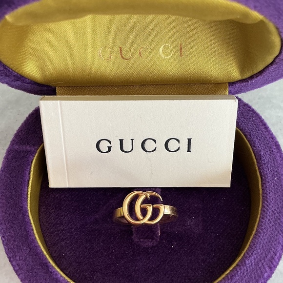 Gucci ring 18K gold (price of 18K per gram is high!!)